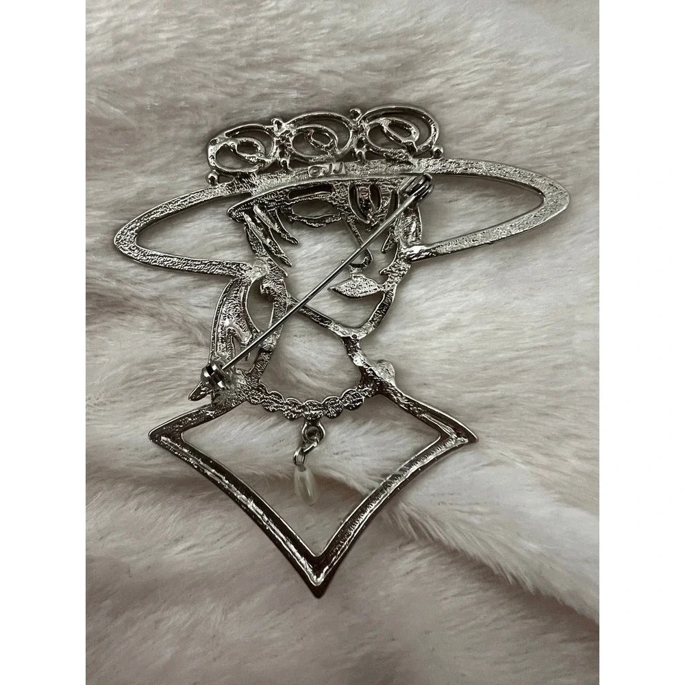 N/A vintage figural
